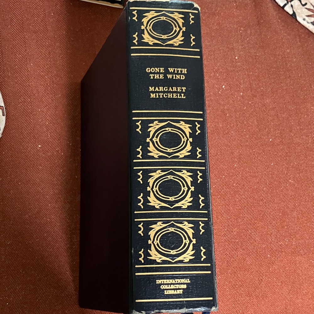 Gone With The Wind  Book INTERNATIONAL COLLECTORS LIBRARY copyright 1964